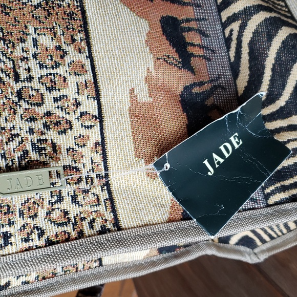 NWT JADE Tapestry Tote Purse Handbag - Picture 7 of 7